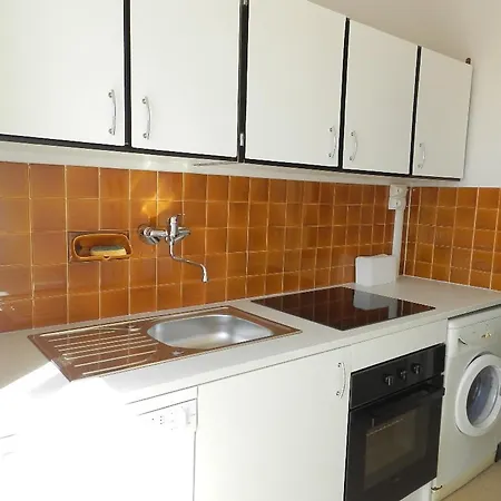 T2, 4 Couchages, Parking, Bord De - Fr-1-251-820 Apartment